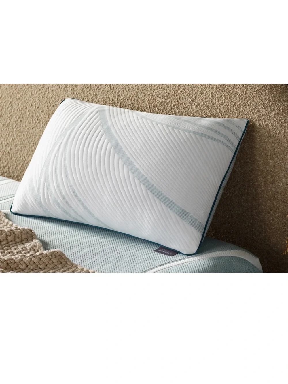 Tempur-Pedic tempur material™